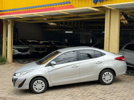 TOYOTA Yaris Sedan 1.5 16V 4P FLEX XL LIVE MULTIDRIVE AUTOMÁTICO CVT, Foto 3