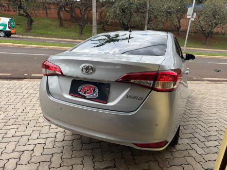TOYOTA Yaris Sedan 1.5 16V 4P FLEX XL LIVE MULTIDRIVE AUTOMÁTICO CVT, Foto 4