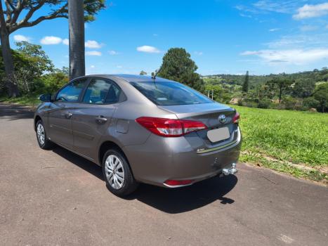 TOYOTA Yaris Sedan 1.5 16V 4P FLEX XL LIVE MULTIDRIVE AUTOMÁTICO CVT, Foto 8