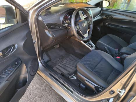 TOYOTA Yaris Sedan 1.5 16V 4P FLEX XL LIVE MULTIDRIVE AUTOMÁTICO CVT, Foto 10
