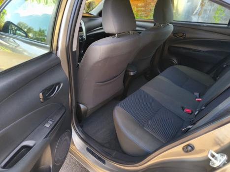 TOYOTA Yaris Sedan 1.5 16V 4P FLEX XL LIVE MULTIDRIVE AUTOMÁTICO CVT, Foto 13
