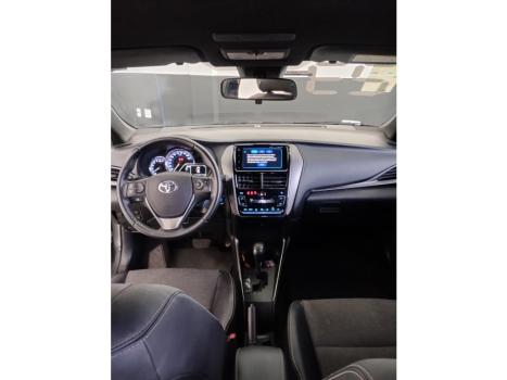 TOYOTA Yaris Sedan , Foto 8