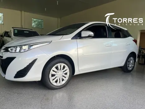 TOYOTA Yaris Sedan , Foto 4