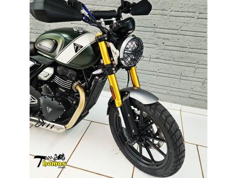 TRIUMPH Scrambler 400X , Foto 2