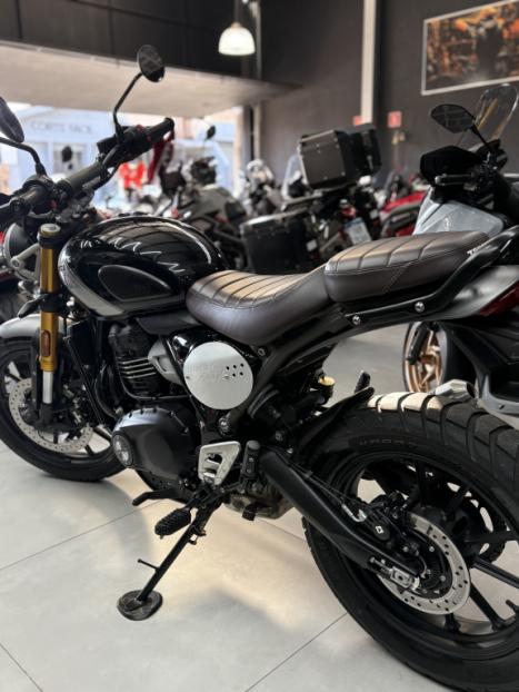 TRIUMPH Scrambler 400X , Foto 5