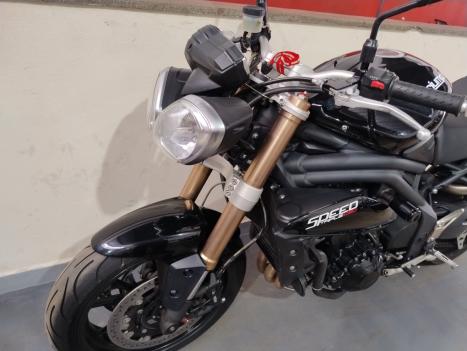 TRIUMPH Speed Triple 1050 R, Foto 4