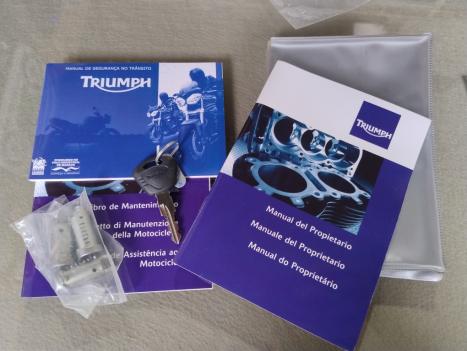 TRIUMPH Speed Triple 1050 R, Foto 16