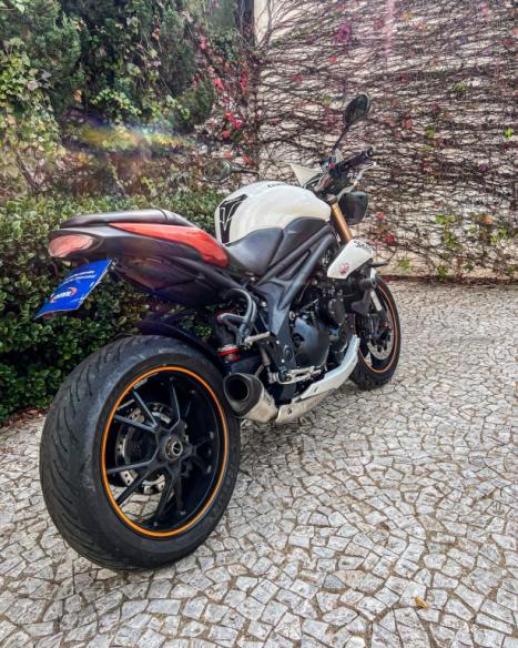 TRIUMPH Speed Triple 1050 , Foto 5