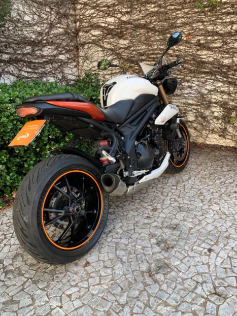 TRIUMPH Speed Triple 1050 , Foto 4