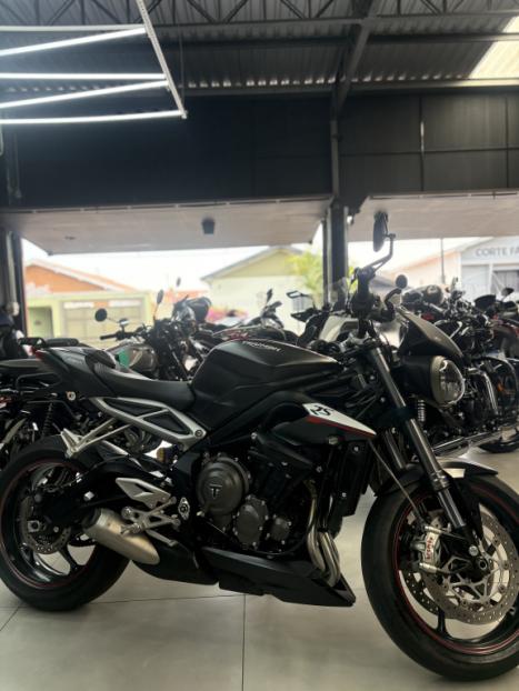 TRIUMPH Street Triple 765 RS, Foto 2