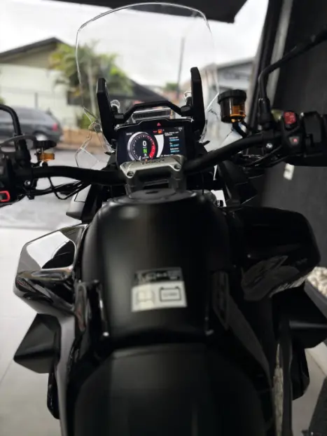 TRIUMPH Tiger 1200 RALLY BLACK EDITION, Foto 4