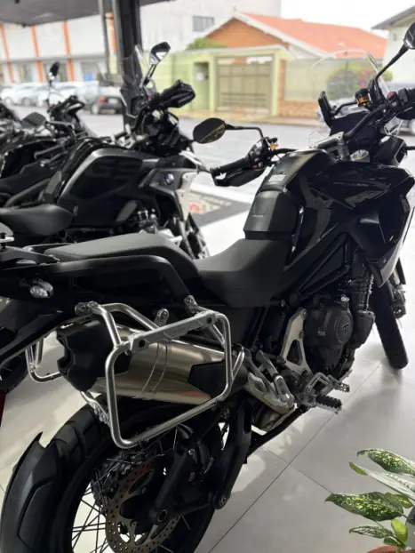 TRIUMPH Tiger 1200 RALLY BLACK EDITION, Foto 7