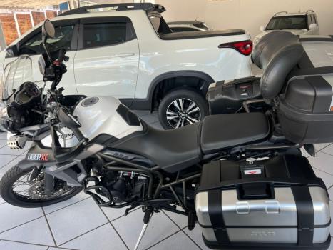 TRIUMPH Tiger 800 XC, Foto 5