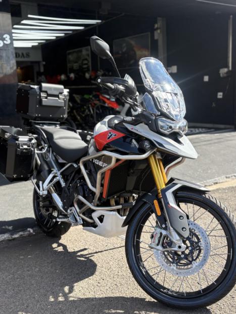 TRIUMPH Tiger 900 RALLY PR�, Foto 3