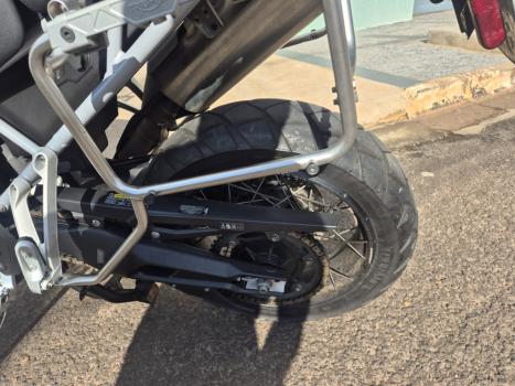 TRIUMPH Tiger 900 RALLY PR�, Foto 3