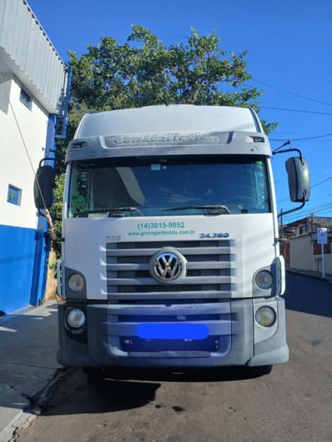 VOLKSWAGEN 24-280 CONSTELLATION 6x2, Foto 1