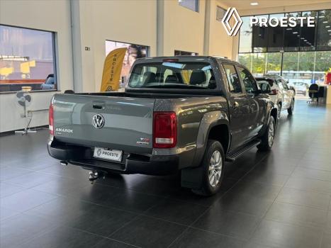 VOLKSWAGEN Amarok 2.0 16V 4X4 CABINE DUPLA TRENDLINE TURBO INTERCOOLER AUTOMTICO, Foto 5