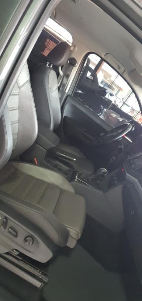 VOLKSWAGEN Amarok 3.0 V6 CABINE DUPLA HIGHLINE 4X4 TURBO INTERCOOLER AUTOMÁTICO, Foto 2 VOLKSWAGEN Amarok 3.0 V6 CABINE DUPLA HIGHLINE 4X4 TURBO INTERCOOLER AUTOMÁTICO, Foto 2