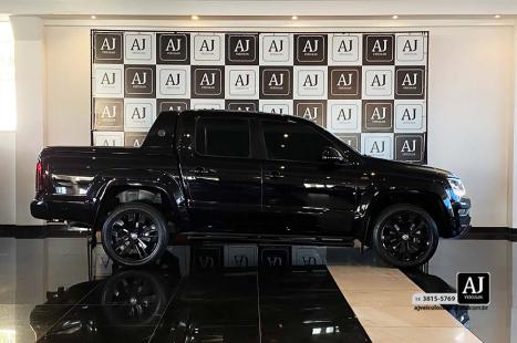 VOLKSWAGEN Amarok 3.0 V6 CABINE DUPLA HIGHLINE EXTREME 4X4 TURBO INTERCOOLER AUTOMÁTICO, Foto 4 VOLKSWAGEN Amarok 3.0 V6 CABINE DUPLA HIGHLINE EXTREME 4X4 TURBO INTERCOOLER AUTOMÁTICO, Foto 4