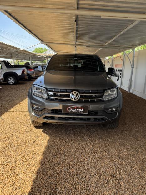 VOLKSWAGEN Amarok 3.0 V6 CABINE DUPLA HIGHLINE EXTREME 4X4 TURBO INTERCOOLER AUTOMÁTICO, Foto 5 VOLKSWAGEN Amarok 3.0 V6 CABINE DUPLA HIGHLINE EXTREME 4X4 TURBO INTERCOOLER AUTOMÁTICO, Foto 5