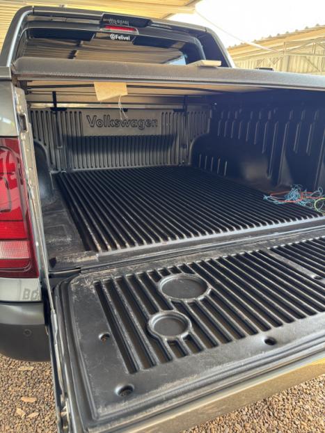 VOLKSWAGEN Amarok 3.0 V6 CABINE DUPLA HIGHLINE EXTREME 4X4 TURBO INTERCOOLER AUTOMÁTICO, Foto 10 VOLKSWAGEN Amarok 3.0 V6 CABINE DUPLA HIGHLINE EXTREME 4X4 TURBO INTERCOOLER AUTOMÁTICO, Foto 10