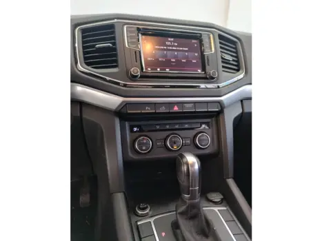 VOLKSWAGEN Amarok 3.0 V6 CABINE DUPLA HIGHLINE 4X4 TURBO INTERCOOLER AUTOMTICO, Foto 8