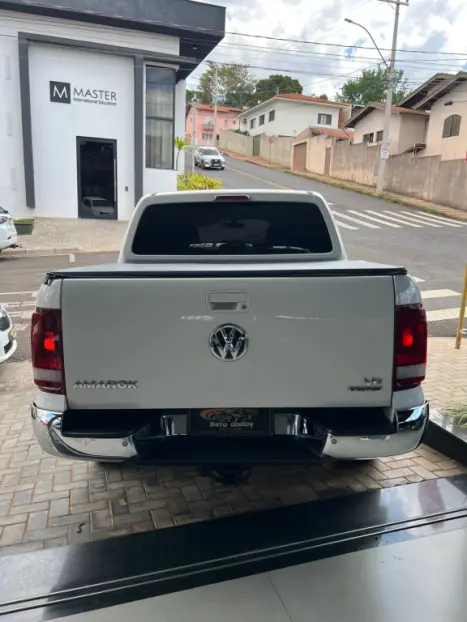 VOLKSWAGEN Amarok 3.0 V6 CABINE DUPLA HIGHLINE 4X4 TURBO INTERCOOLER AUTOMTICO, Foto 6