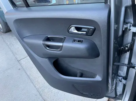 VOLKSWAGEN Amarok 3.0 V6 CABINE DUPLA HIGHLINE EXTREME 4X4 TURBO INTERCOOLER AUTOMTICO, Foto 9