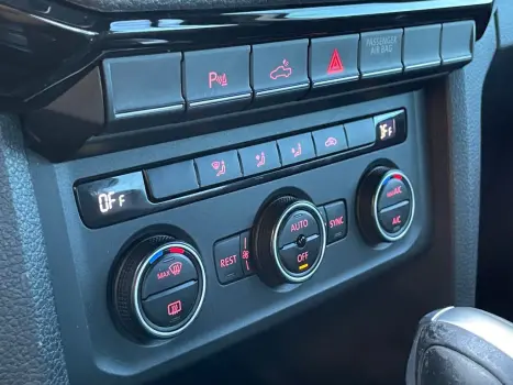 VOLKSWAGEN Amarok 3.0 V6 CABINE DUPLA HIGHLINE EXTREME 4X4 TURBO INTERCOOLER AUTOMTICO, Foto 11