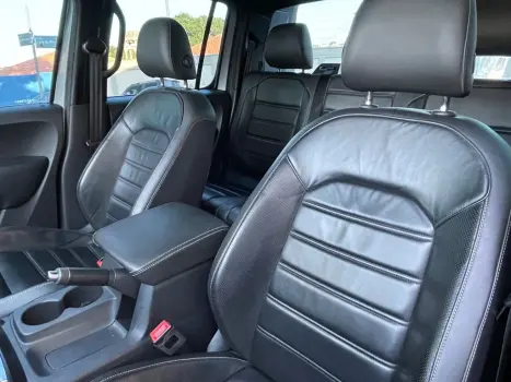 VOLKSWAGEN Amarok 3.0 V6 CABINE DUPLA HIGHLINE EXTREME 4X4 TURBO INTERCOOLER AUTOMTICO, Foto 15