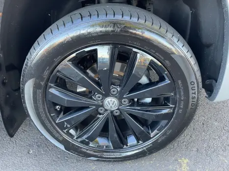 VOLKSWAGEN Amarok 3.0 V6 CABINE DUPLA HIGHLINE EXTREME 4X4 TURBO INTERCOOLER AUTOMTICO, Foto 21