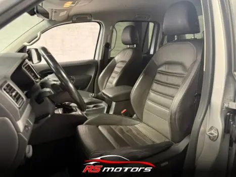 VOLKSWAGEN Amarok 3.0 V6 CABINE DUPLA HIGHLINE 4X4 TURBO INTERCOOLER AUTOM�TICO, Foto 14