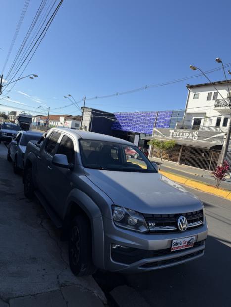 VOLKSWAGEN Amarok 3.0 V6 CABINE DUPLA COMFORT 4X4 TURBO INTERCOOLER AUTOM�TICO, Foto 2