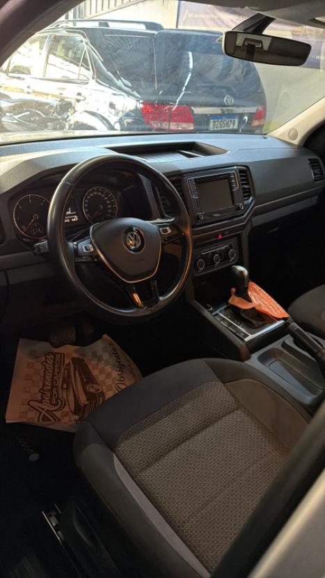 VOLKSWAGEN Amarok 3.0 V6 CABINE DUPLA COMFORT 4X4 TURBO INTERCOOLER AUTOM�TICO, Foto 4