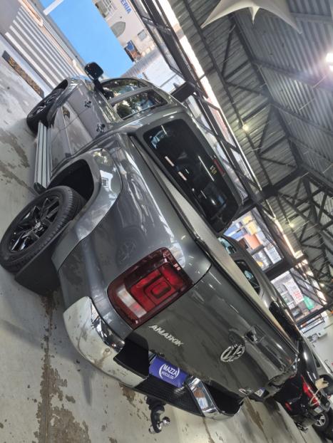 VOLKSWAGEN Amarok 3.0 V6 CABINE DUPLA HIGHLINE 4X4 TURBO INTERCOOLER AUTOM�TICO, Foto 6