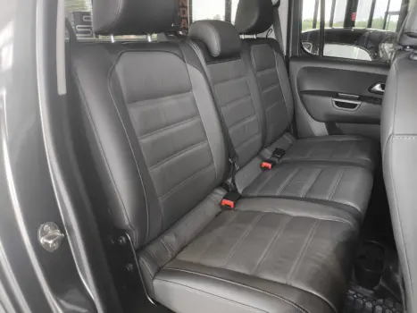 VOLKSWAGEN Amarok 3.0 V6 CABINE DUPLA HIGHLINE 4X4 TURBO INTERCOOLER AUTOMÁTICO, Foto 16