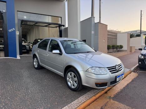 VOLKSWAGEN Bora 2.0 4P, Foto 1
