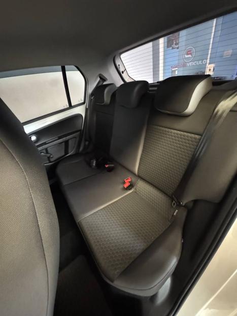 VOLKSWAGEN Cross UP 1.0 12V 4P TSI FLEX, Foto 9