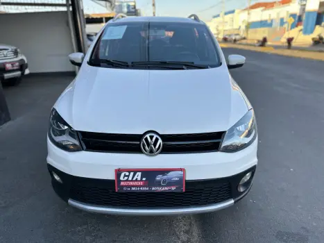 VOLKSWAGEN Crossfox 1.6 4P FLEX, Foto 3 VOLKSWAGEN Crossfox 1.6 4P FLEX, Foto 3