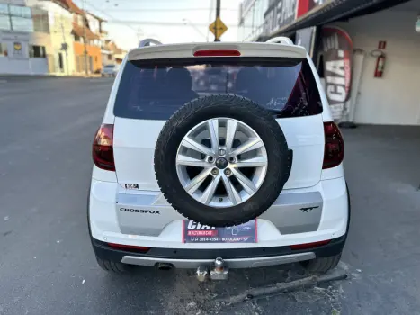 VOLKSWAGEN Crossfox 1.6 4P FLEX, Foto 6 VOLKSWAGEN Crossfox 1.6 4P FLEX, Foto 6
