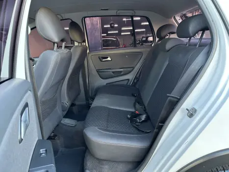 VOLKSWAGEN Crossfox 1.6 4P FLEX, Foto 9 VOLKSWAGEN Crossfox 1.6 4P FLEX, Foto 9