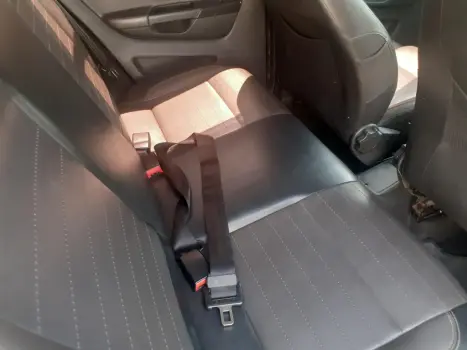 VOLKSWAGEN Crossfox 1.6 4P FLEX, Foto 6