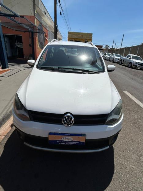 VOLKSWAGEN Crossfox 1.6 4P FLEX, Foto 4 VOLKSWAGEN Crossfox 1.6 4P FLEX, Foto 4