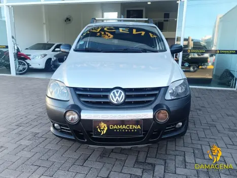 VOLKSWAGEN Crossfox 1.6 4P FLEX, Foto 2 VOLKSWAGEN Crossfox 1.6 4P FLEX, Foto 2