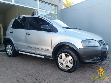 VOLKSWAGEN Crossfox 1.6 4P FLEX, Foto 3 VOLKSWAGEN Crossfox 1.6 4P FLEX, Foto 3