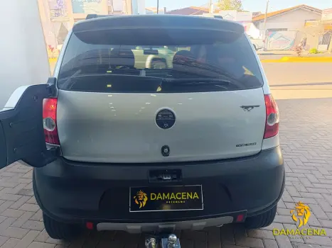 VOLKSWAGEN Crossfox 1.6 4P FLEX, Foto 6 VOLKSWAGEN Crossfox 1.6 4P FLEX, Foto 6