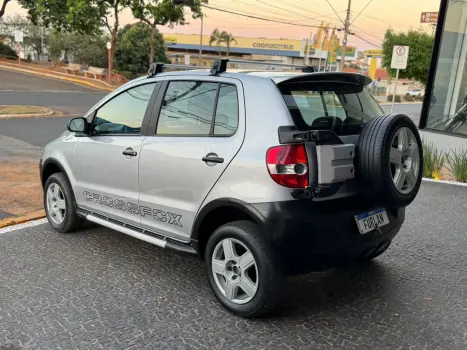 VOLKSWAGEN Crossfox 1.6 4P FLEX, Foto 4
