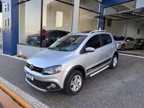 VOLKSWAGEN Crossfox 1.6 4P FLEX, Foto 2
