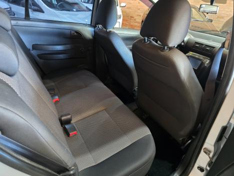 VOLKSWAGEN Fox 1.0 4P FLEX, Foto 8