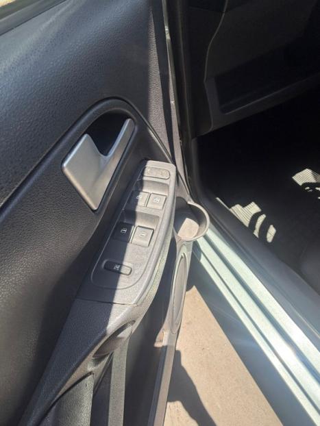 VOLKSWAGEN Fox 1.0 4P FLEX, Foto 4